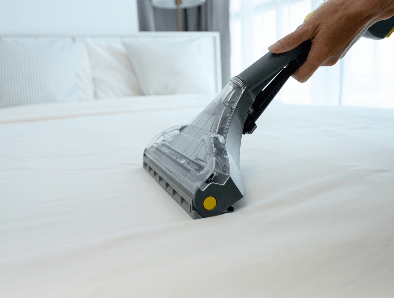 บริการทำความสะอาดโซฟาด้วยเครื่องดูดฝุ่น