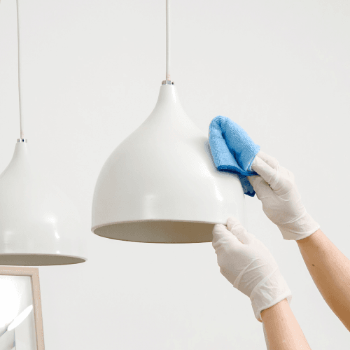 ปัดฝุ่นและดูแลพื้นที่จัดเก็บ